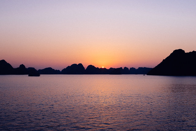 A beautiful sunset in Bai Tu Long