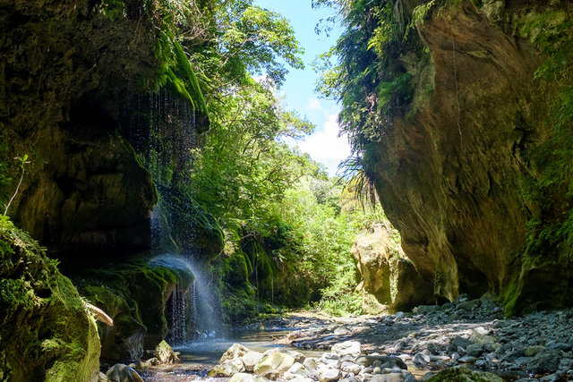 A waterfall at the upper end of chasm