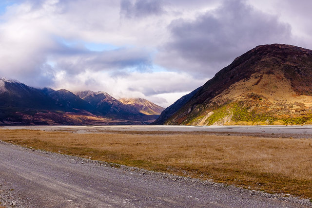 A turn-off to Waimakariri River