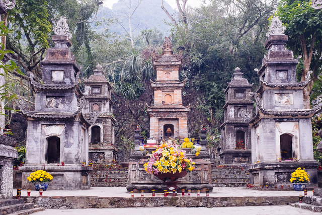 Inside Chua Thien Chu